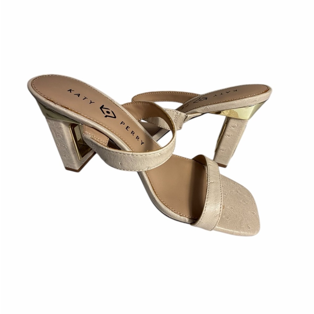 Katy Perry The Hollow Block Heeled Sandals in Beige with Gold Accent Sz 7 - Picture 2 of 11